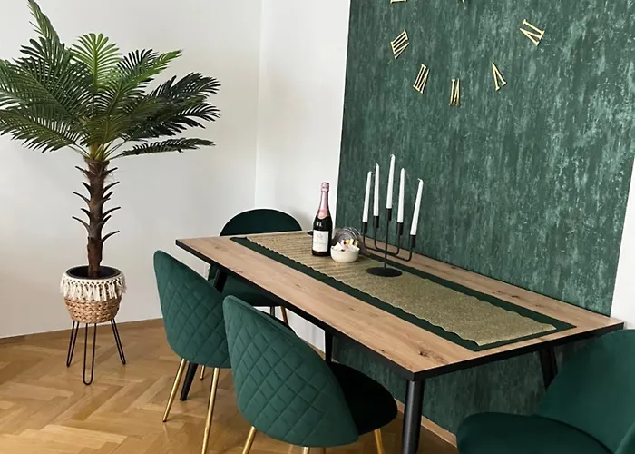 Anna Luxury Apartment
